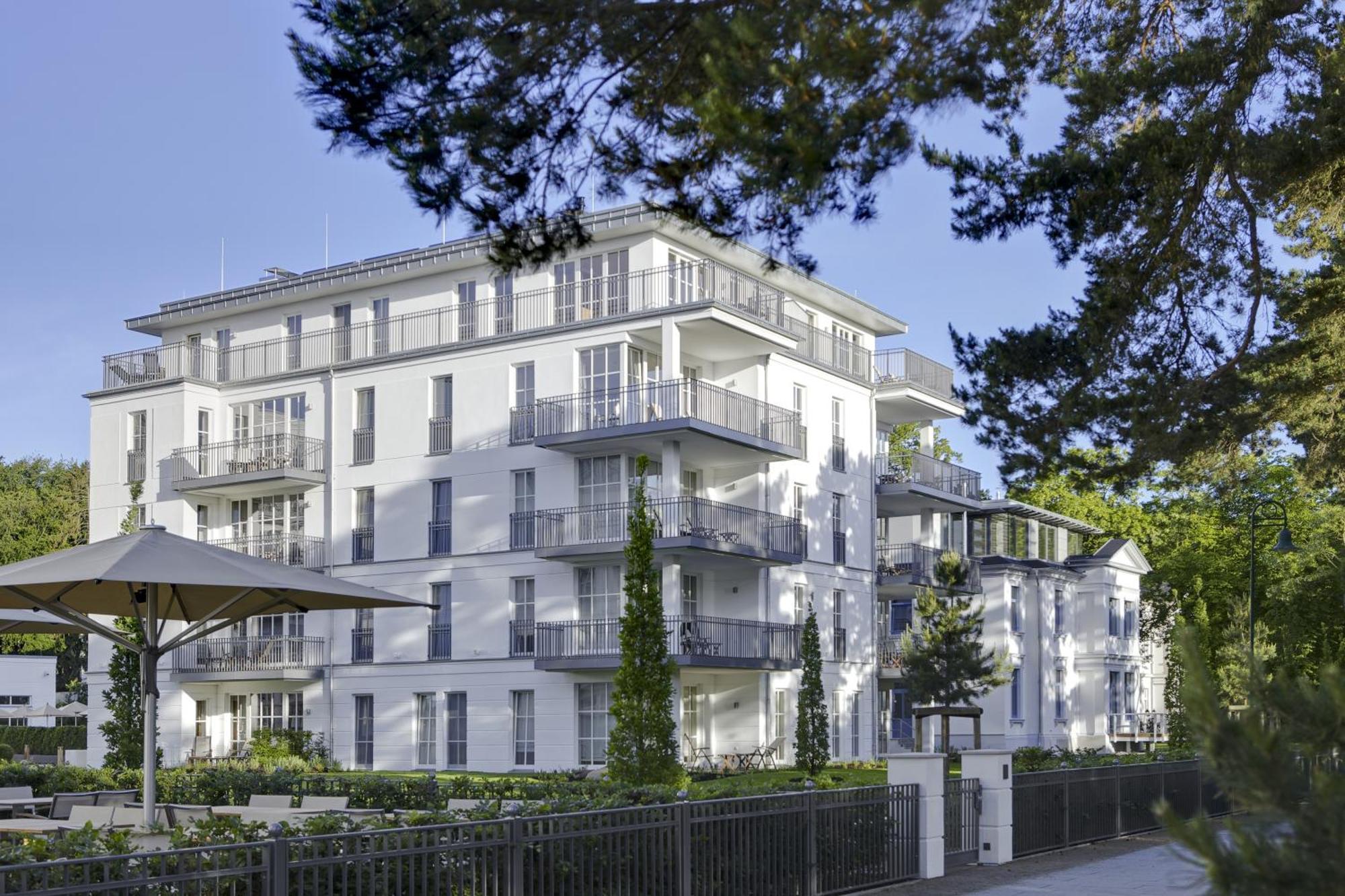 Steigenberger Grandhotel & Spa Heringsdorf Exterior foto The Park Clinic