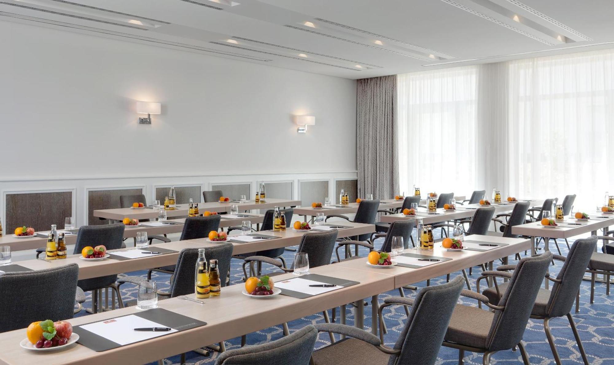 Steigenberger Grandhotel & Spa Heringsdorf Exterior foto Meeting room